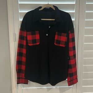 Black Plaid Button Down Shacket (Shirt/Jacket)